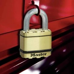MASTER LOCK 45mm Excell Laminated Padlock M1BDAU -1-11 shop unnamed file 1192