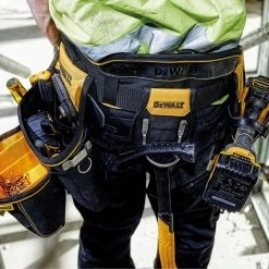 DEWALT Full Rig Tool Belt DWST1-75552 10 DEWALT Full Rig Tool Belt DWST1-75552 -1-11 shop unnamed file 910